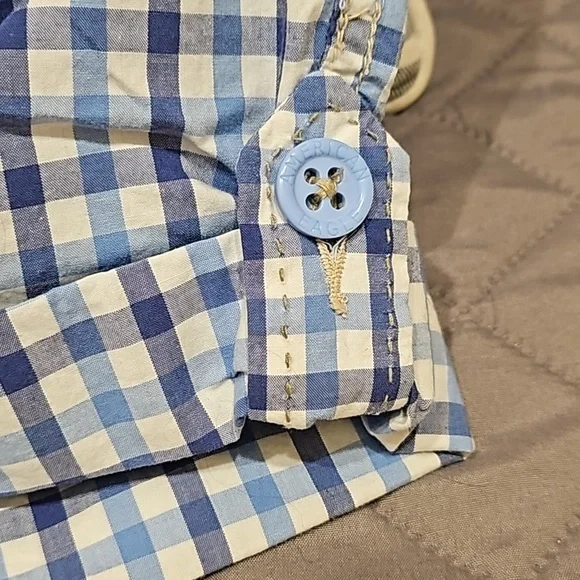 American Eagle Shorts - Picture 6 of 16